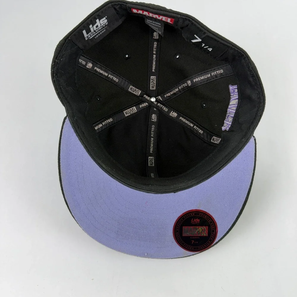 Marvel Black Panther Lids Exclusive‎ Fitted Hat 7 1/4 Black Metal Emblem Purple